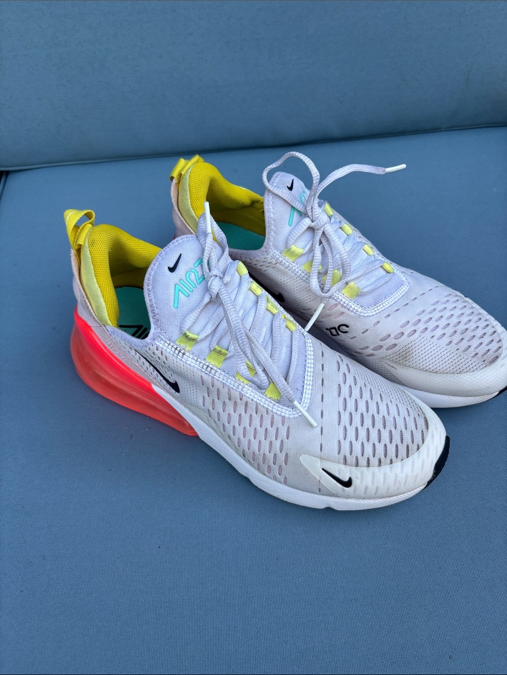 Nike Air Max 270 Women's Size 8 White Neon Pink Orange⁠